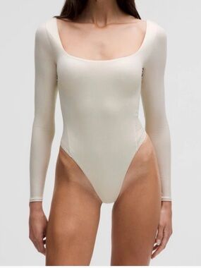 Nulu Long-Sleeve Squate Neck Bodysuit - shine